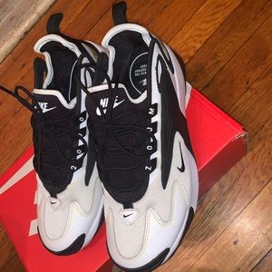 WOMEN'S NIKE ZOOM 2K CASUAL SHOES